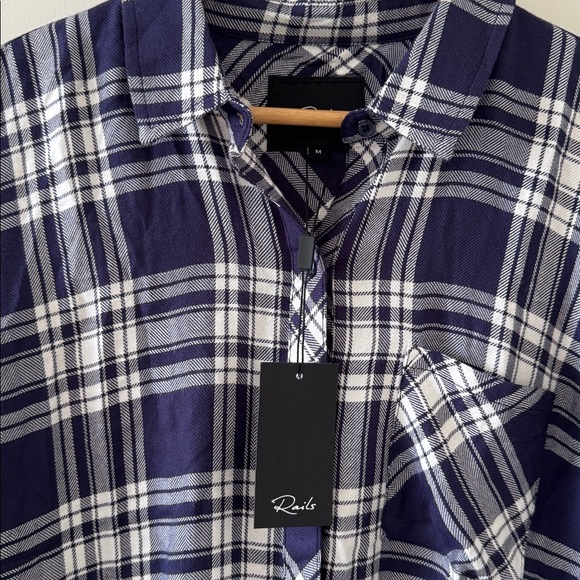 Rails Hunter Plaid Button Down Shirt Indigo Navy Rayon NWT Medium - Picture 5 of 8